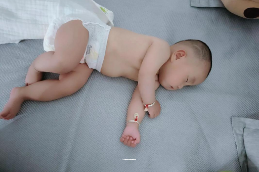 恩施宝宝口水多怎么回事